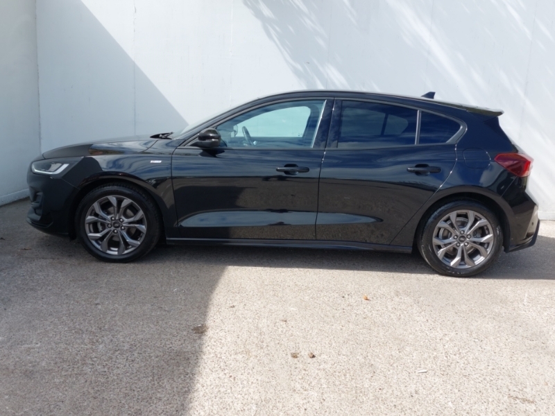 Ford Focus 1.0 Ecoboost St-line Black #4