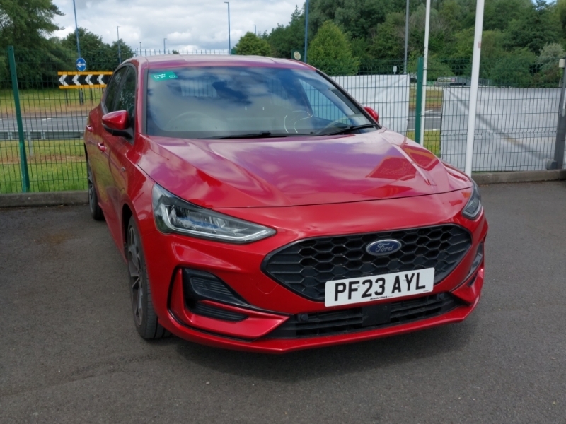 Ford Focus 1.0 Ecoboost St-line X Red