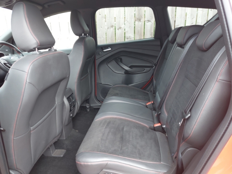 Ford Kuga 2.0 Tdci 180 St-line SP69JRX Red #6