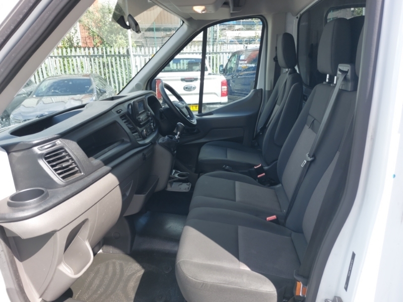 Ford Transit Custom 2.0 Ecoblue 130Ps Leader Luton Van WR23PBX White #4