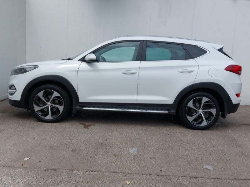 Hyundai Tucson 2.0 Crdi Blue Drive Premium 2Wd White #4