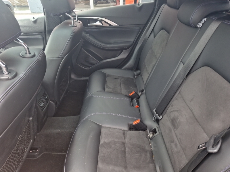 Infiniti Q30 1.6T Luxe Dct City Black Black #6