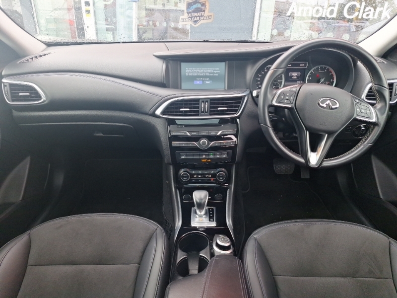 Infiniti Q30 1.6T Luxe Dct City Black Black #3