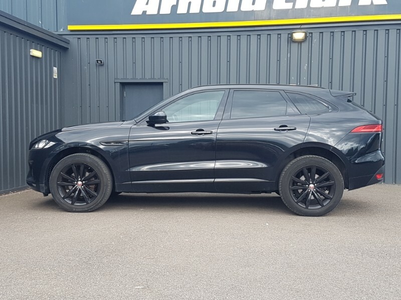 Jaguar F-Pace 2.0D 180 Chequered Flag Awd SD20RKF Black #4