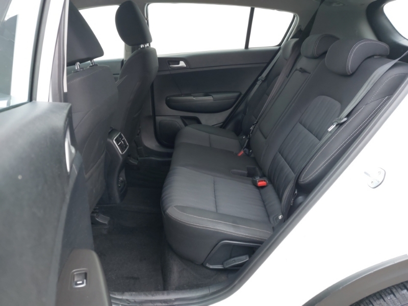 Kia Sportage 1.6 Gdi Isg 1 NG69TBX White #6
