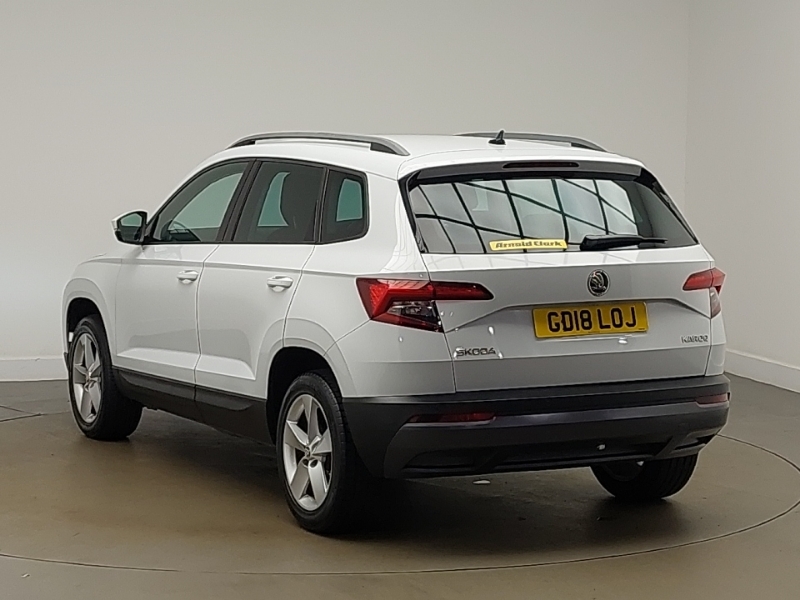 Skoda Karoq 1.6 Tdi Se GD18LOJ White #2