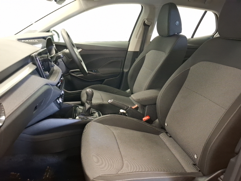 Skoda Fabia 1.0 Tsi 116 Se Edition KM26NHE Grey #5