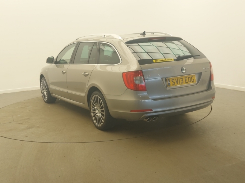Skoda Superb 2.0 Tdi Cr 140 Elegance Dsg Lk Luxury Pack Beige #2