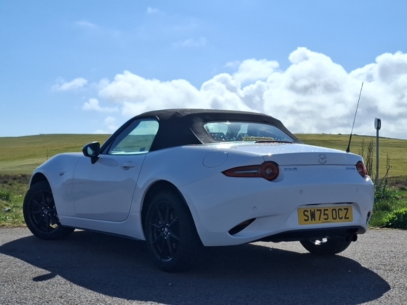 Mazda MX-5 1.5 132 Prime-line White #2