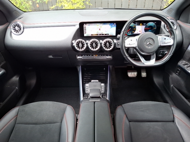 Mercedes-Benz EQA Eqa 250 140Kw Amg Line 66.5Kwh Black #3