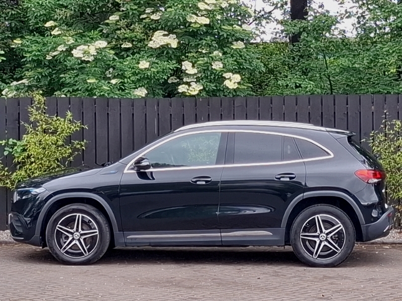 Mercedes-Benz EQA Eqa 250 140Kw Amg Line 66.5Kwh Black #4