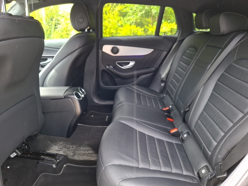 Mercedes-Benz EQC Eqc 400 300Kw Amg Line Premium 80Kwh Black #6