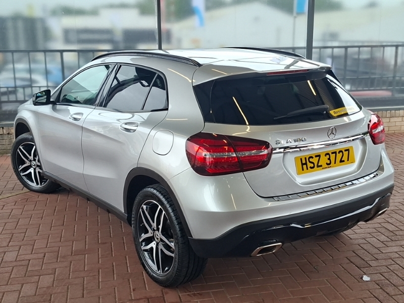 Mercedes-Benz GLA Class Gla 180 Urban Edition HSZ3727 Silver #2