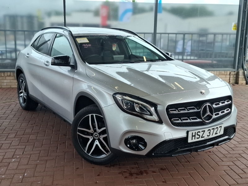 Mercedes-Benz GLA Class Gla 180 Urban Edition Silver