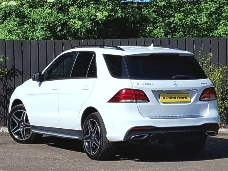 Mercedes-Benz GLE Class Gle 250D 4Matic Amg Night Edition 9G-tronic WG18WPU White #2