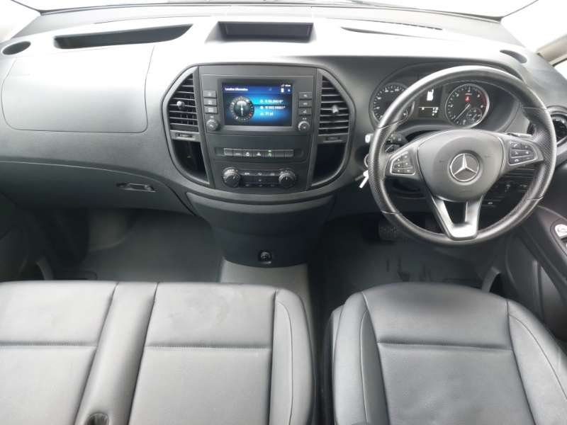 Mercedes-Benz Vito 114 Cdi Pro 9-Seater 9G-tronic KN24YZC Black #3