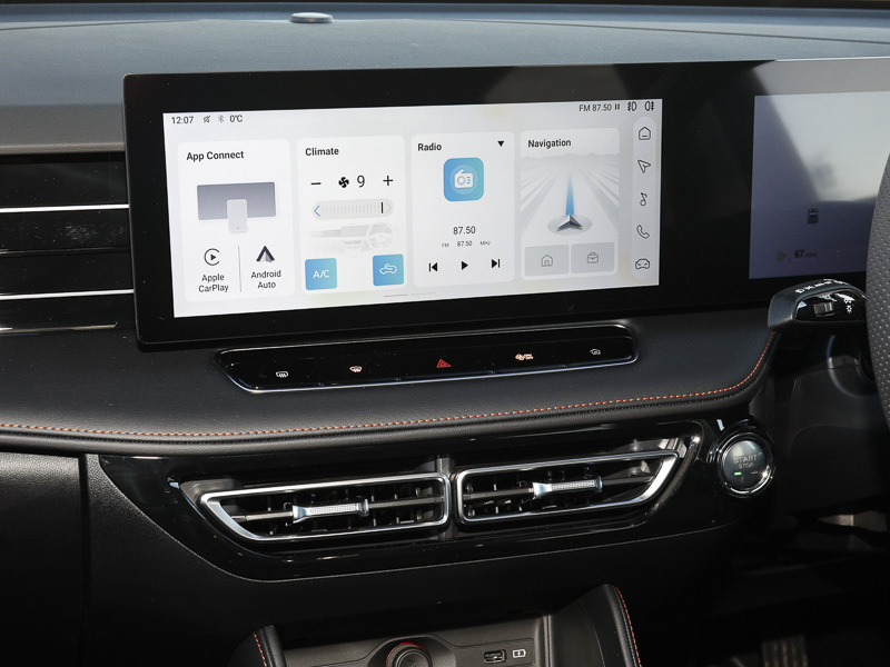 MG HS 1.5 T-gdi Se Suv Euro 6 Ss 1 Black #12