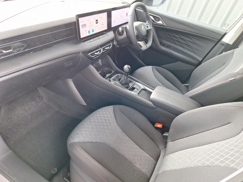 MG HS 1.5 T-gdi Se MC26CWR Black #5