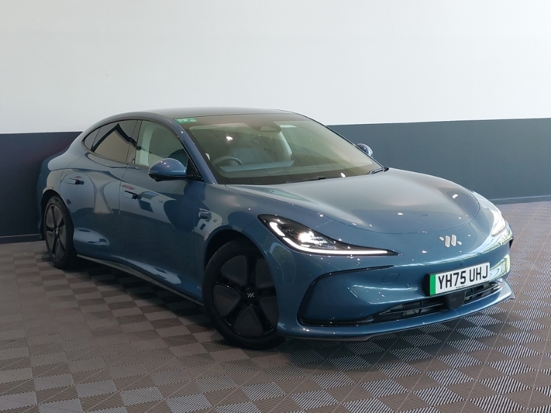 MG IM5 217Kw Standard Range 75Kwh Blue