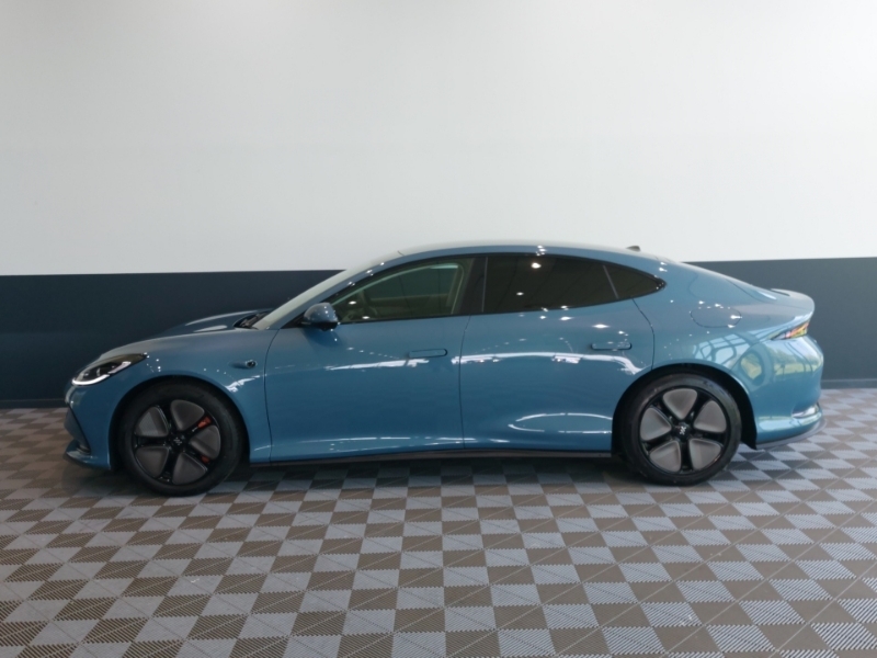 MG IM5 217Kw Standard Range 75Kwh Blue #4