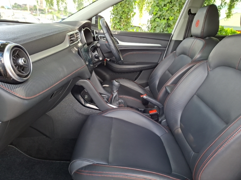 MG ZS 1.5 Vti-tech Exclusive White #5