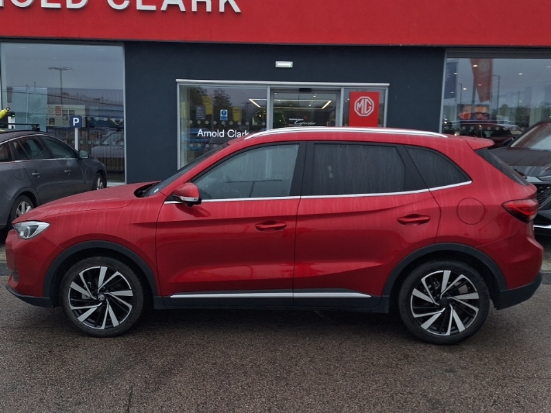 MG ZS 1.5 Hybrid Trophy Red #4
