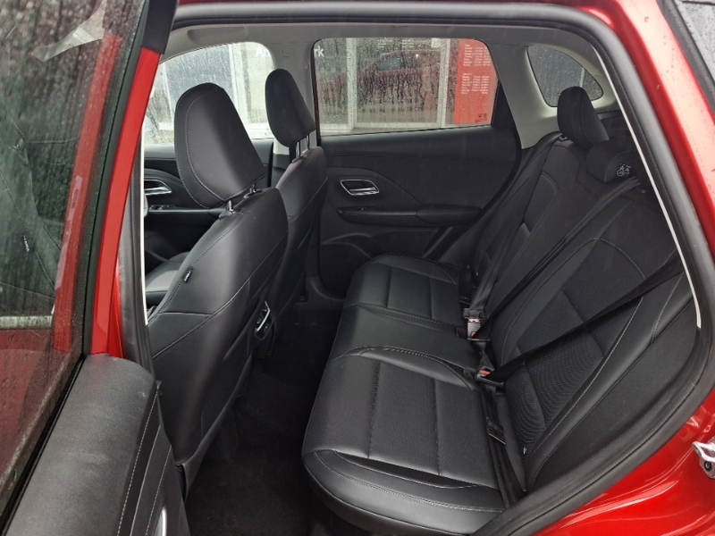 MG ZS 1.5 Hybrid Trophy Red #6