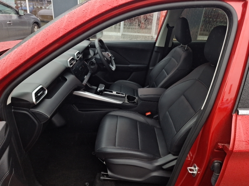 MG ZS 1.5 Hybrid Trophy Red #5