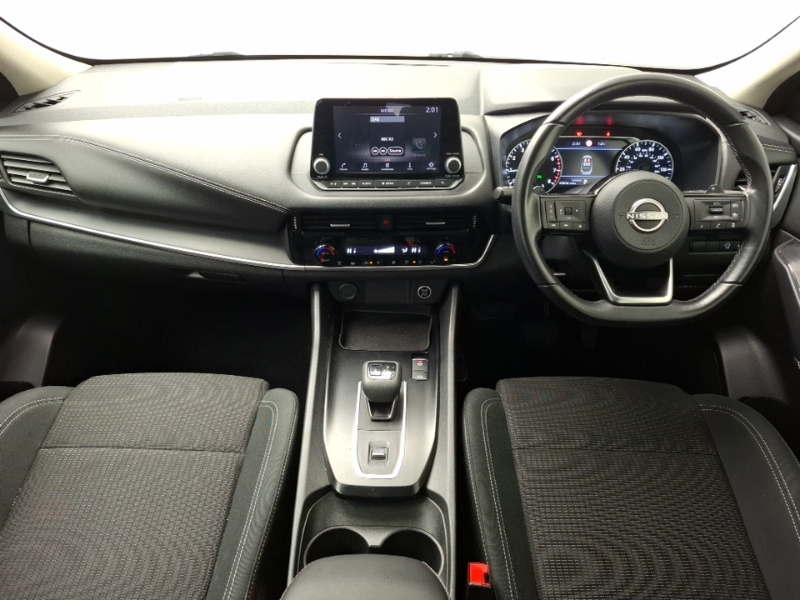 Nissan Qashqai 1.3 Dig-t Mh 158 Acenta Premium Xtronic DV72JWX Silver #3