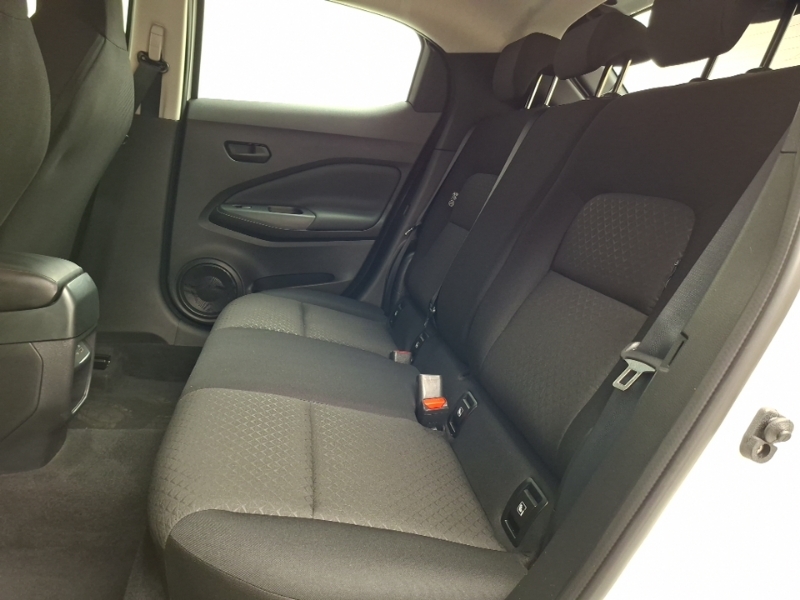 Nissan Juke 1.0 Dig-t Acenta Premium Dct FP75DBV White #6