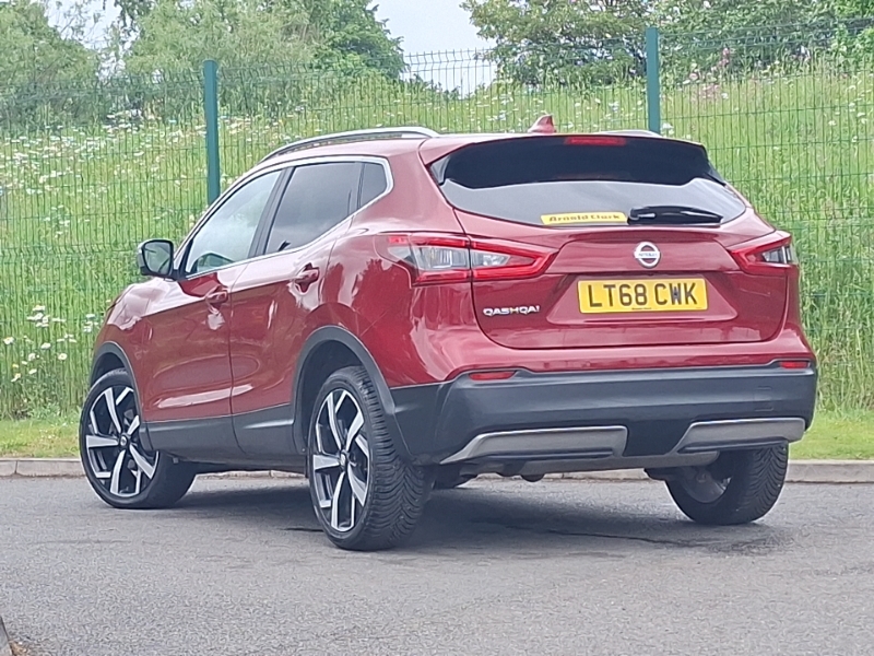 Nissan Qashqai 1.3 Dig-t 160 Tekna Dct Red #2