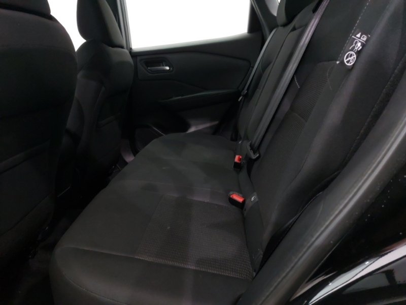Nissan Qashqai 1.3 Dig-t Mh 158 Acenta Premium Xtronic LX74UWK Black #6