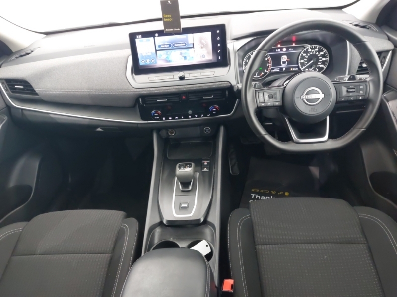Nissan Qashqai 1.3 Dig-t Mh 158 Acenta Premium Xtronic LX74UWK Black #3