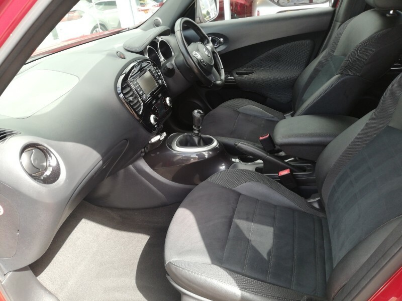 Nissan Juke 1.2 Dig-t N-connecta DP16KMY Red #4