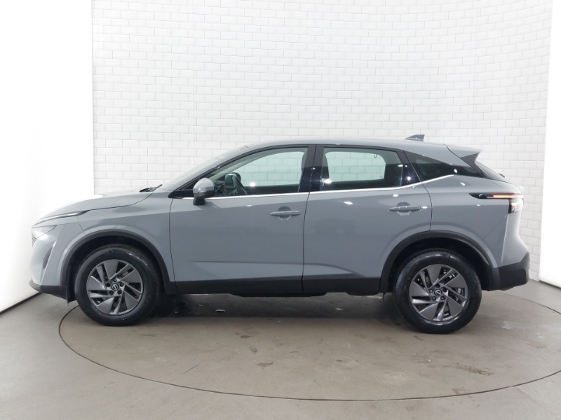 Nissan Qashqai 1.3 Dig-t Mh 158 Acenta Premium Xtronic Grey #4