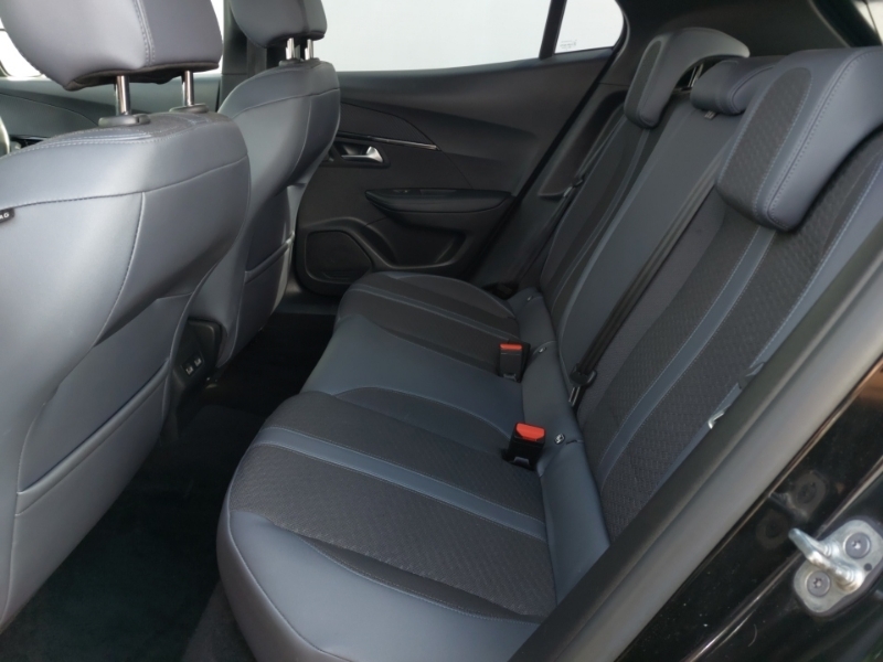 Peugeot 2008 1.2 Puretech Allure XUI7475 Black #6