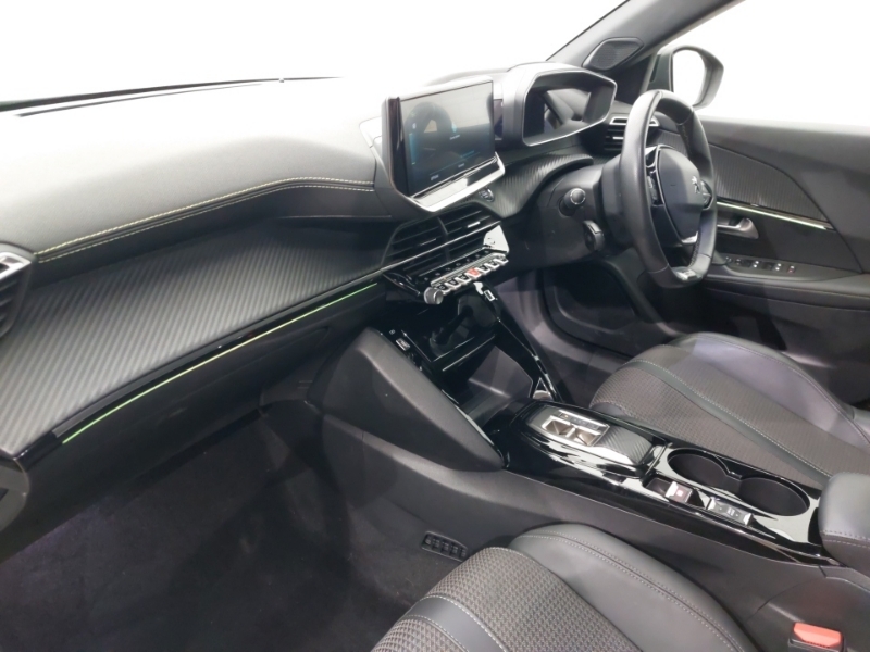 Peugeot e-2008 100Kw Gt 50Kwh ME72CUO Black #5
