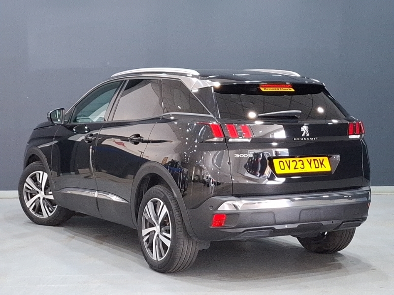Peugeot 3008 1.5 Bluehdi Allure Premium Eat8 Black #2