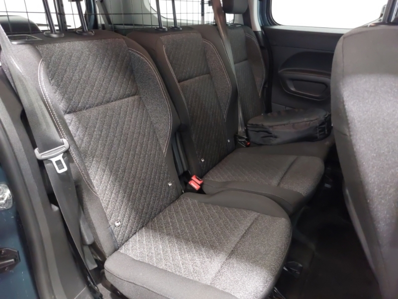 Peugeot e-Rifter 100Kw Allure Long 52Kwh 7 Seat AJ74HWK Blue #6