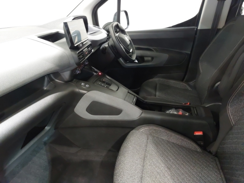 Peugeot e-Rifter 100Kw Allure Long 52Kwh 7 Seat AJ74HWK Blue #5