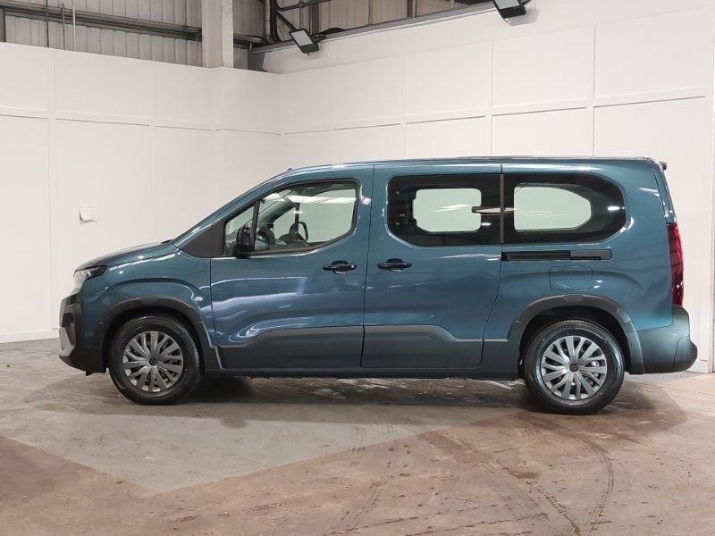 Peugeot e-Rifter 100Kw Allure Long 52Kwh 7 Seat AJ74HWK Blue #4