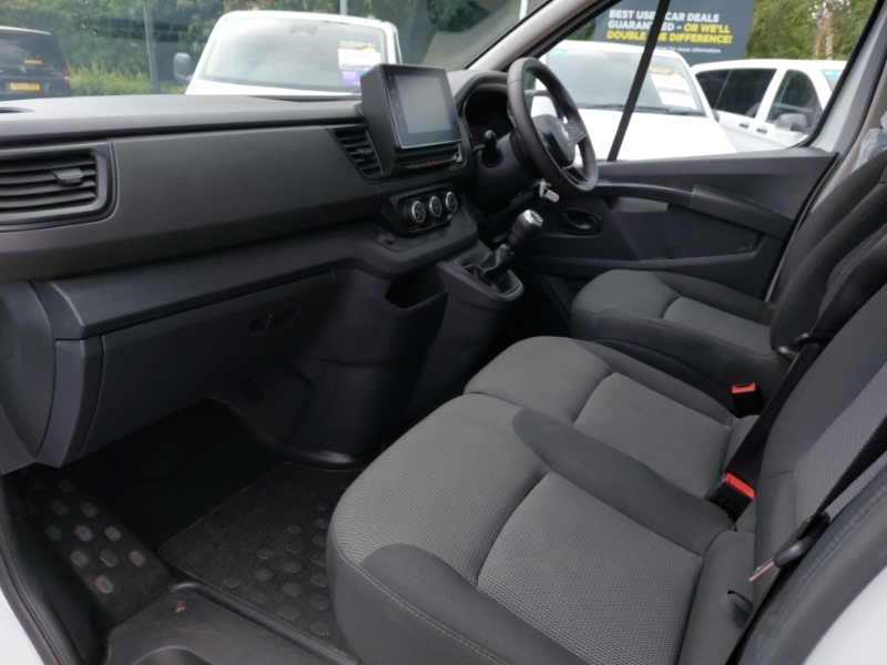 Renault Trafic Ll30 Blue Dci 130 Business Van NA73WZW White #5