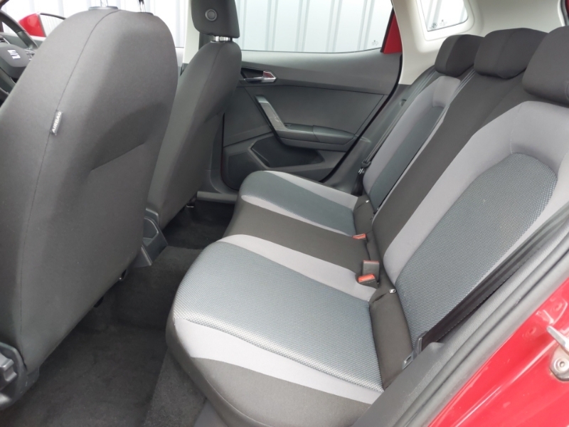 Seat Arona 1.0 Tsi Se Technology Ez YA69UDE Red #6