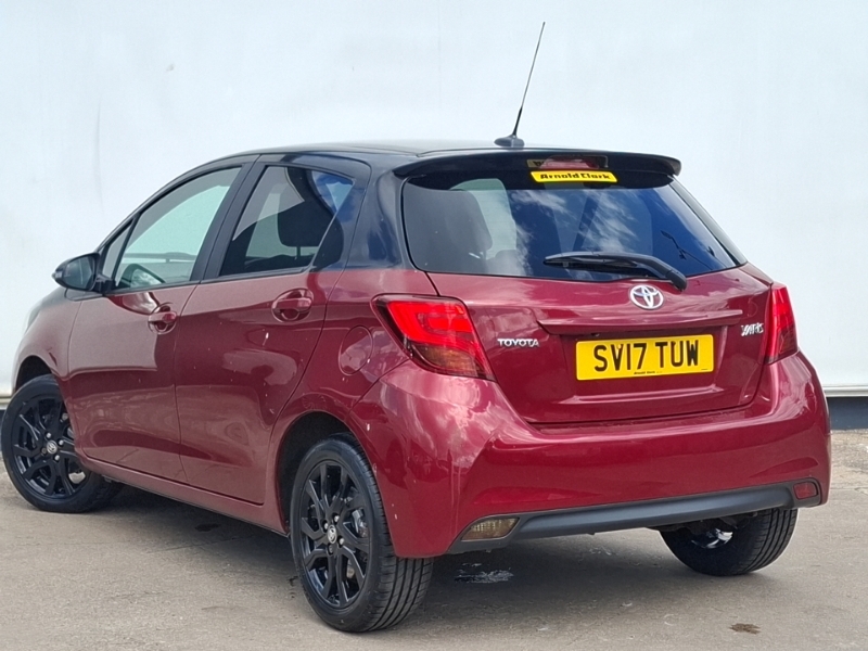 Toyota Yaris 1.33 Vvt-i Design Red #2