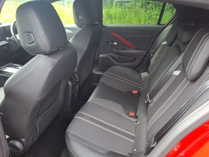 Vauxhall Astra 1.6 Hybrid Gs Line ND22UYA Red #6