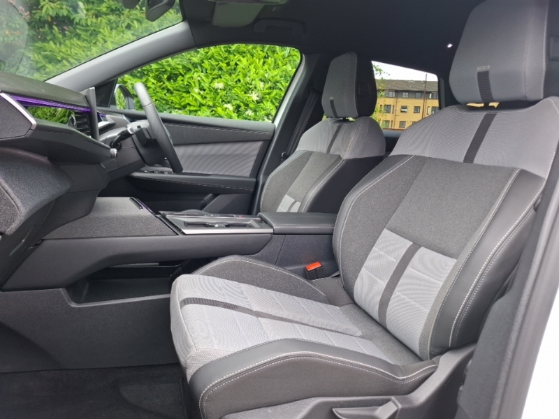 Vauxhall Grandland 157Kw Gs 73Kwh SC74PRV White #5