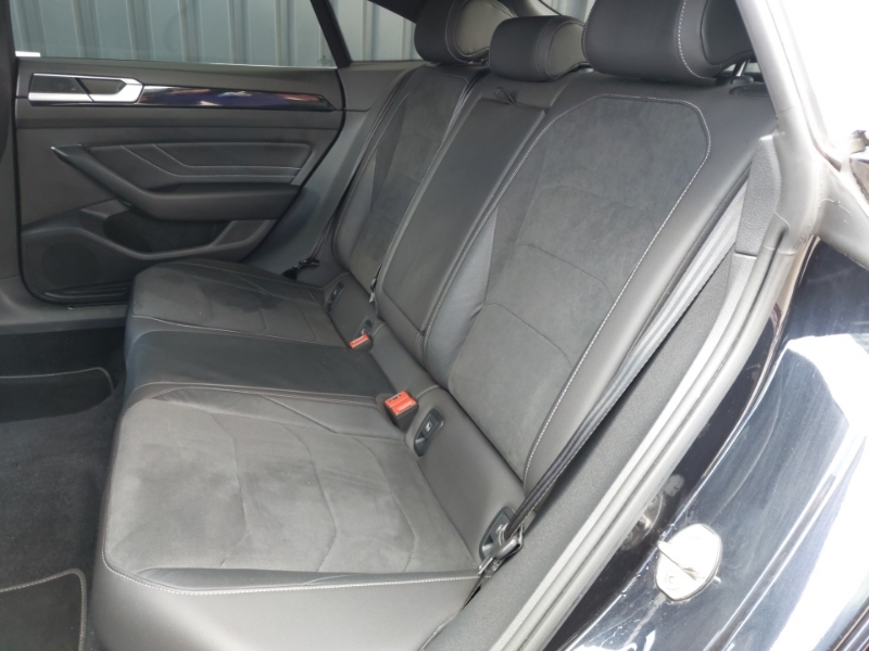 Volkswagen Arteon 2.0 Tdi R-line Dsg Black #6