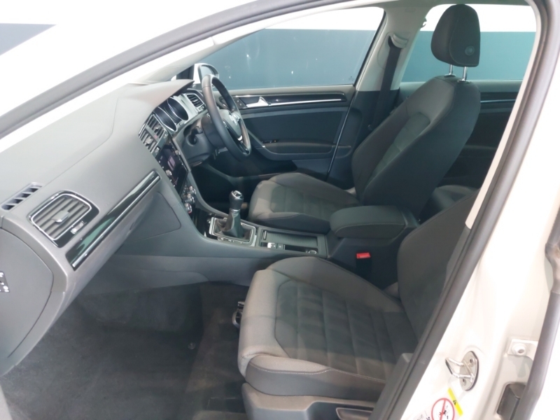 Volkswagen Golf 1.6 Tdi Gt YL19UTC White #5