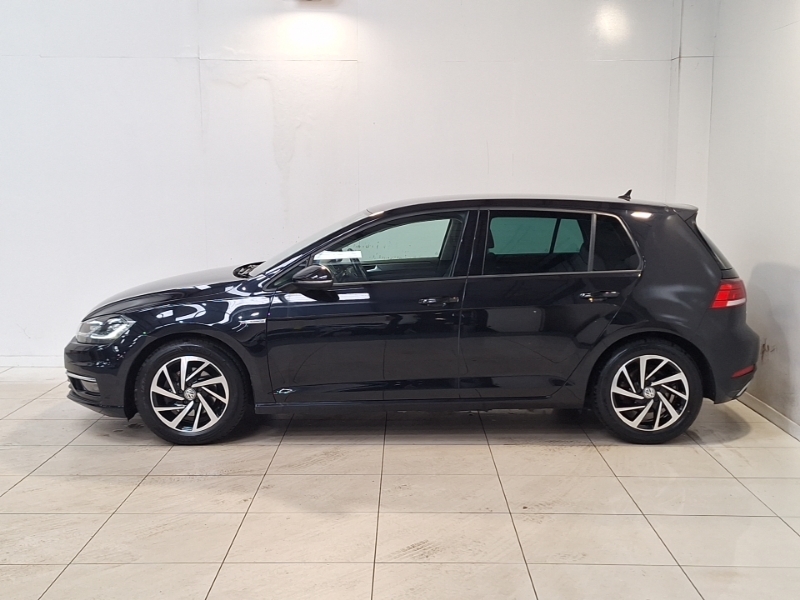 Volkswagen Golf 1.5 Tsi Evo Match Edition GD69LPZ Black #4