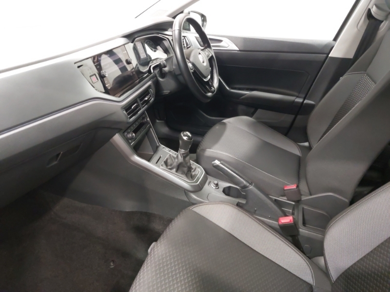 Volkswagen Polo 1.0 Tsi 95 Active SA71DHD Grey #5
